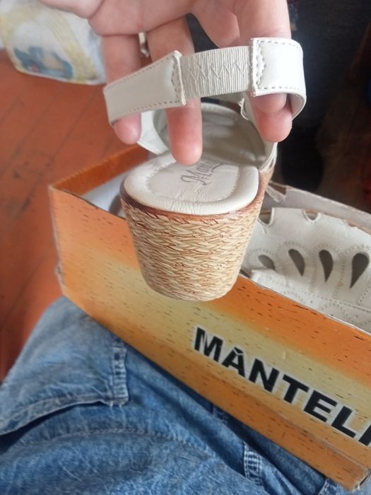 Продам Басаножки новые