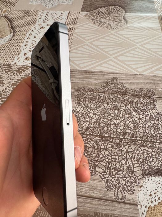 Iphone 4s Използван