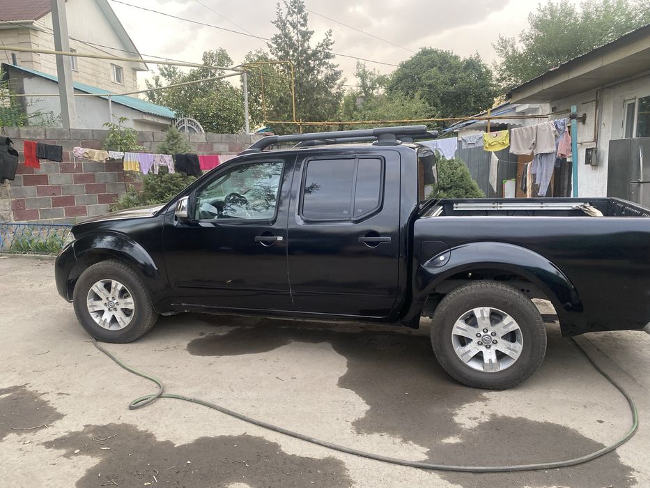 Нисан Навара 2010 рестаилнг