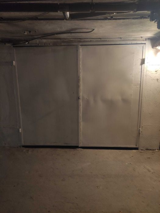 Гараж под наем/ паркомясто Дървеница