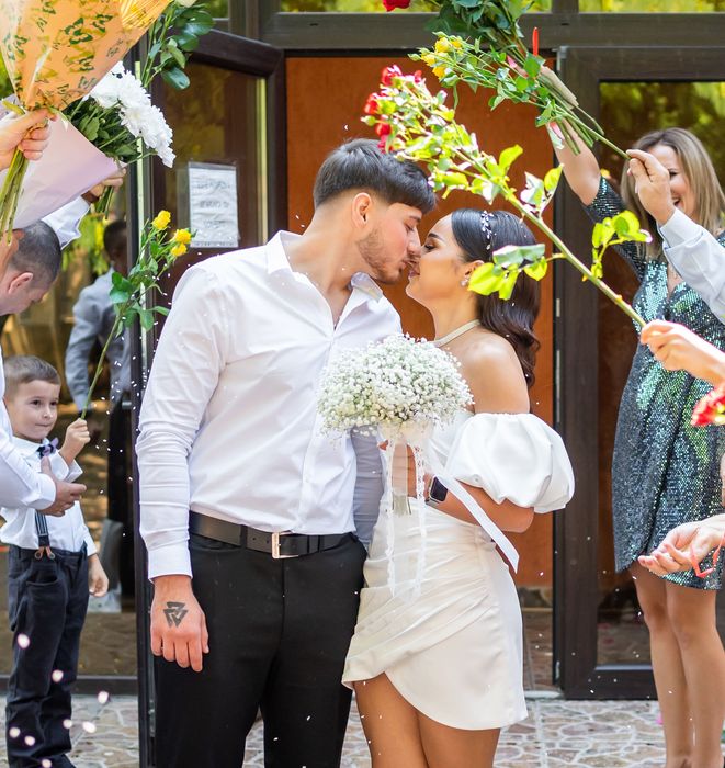 Fotograf Evenimente - Servicii Foto-Video Nunta Cununie Botez Majorat