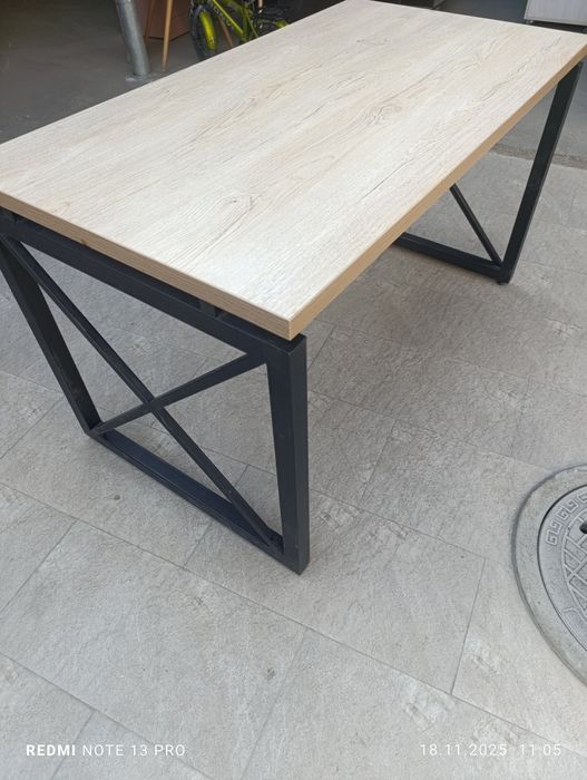 Продам офисный стол лофт