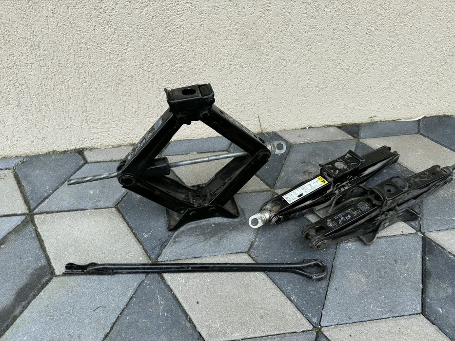 Cric Volkswagen audi renault Dacia Bmw fiat etc