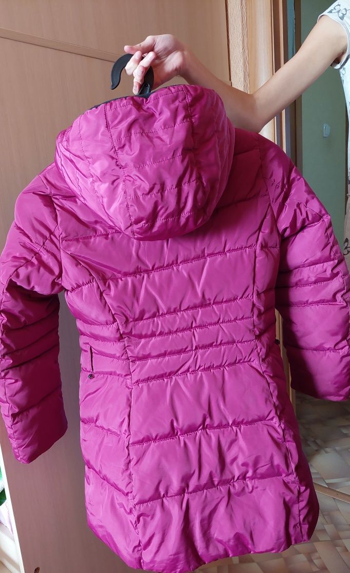 Зима  пальто  на девочку 9-10  лет, 146 рост.