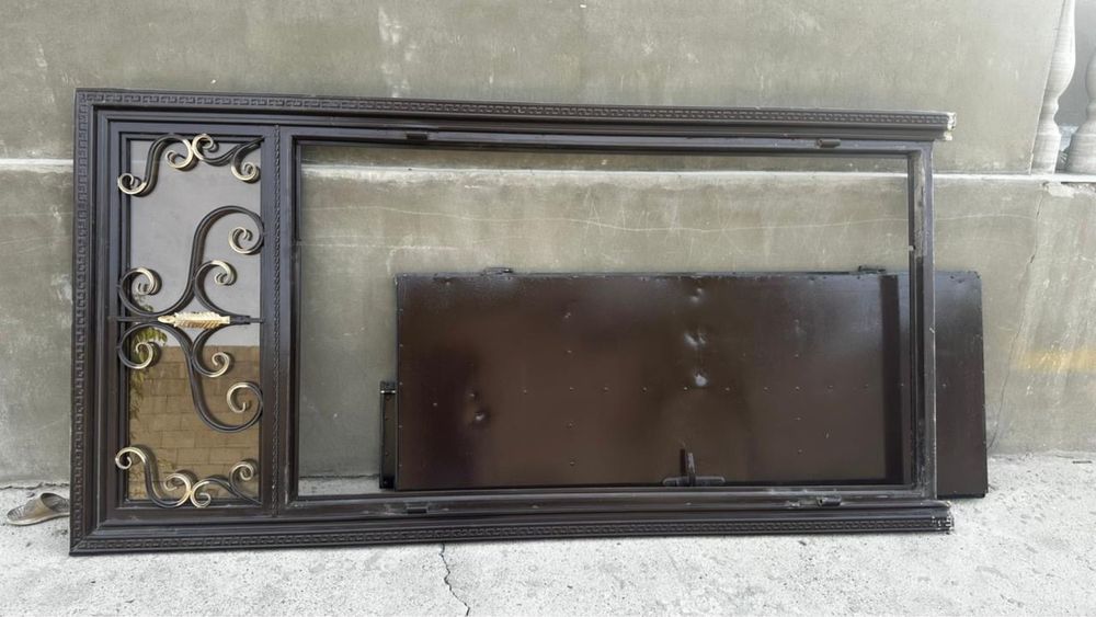 Входная дверь в частный дом