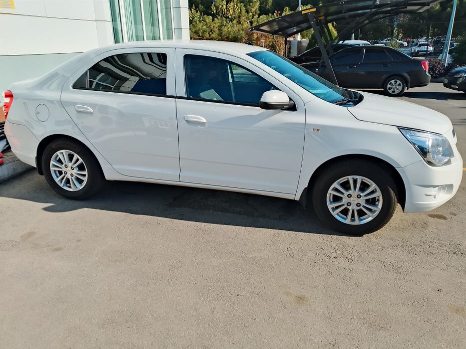 Продается кобальт 2023 года в отличном состоянии