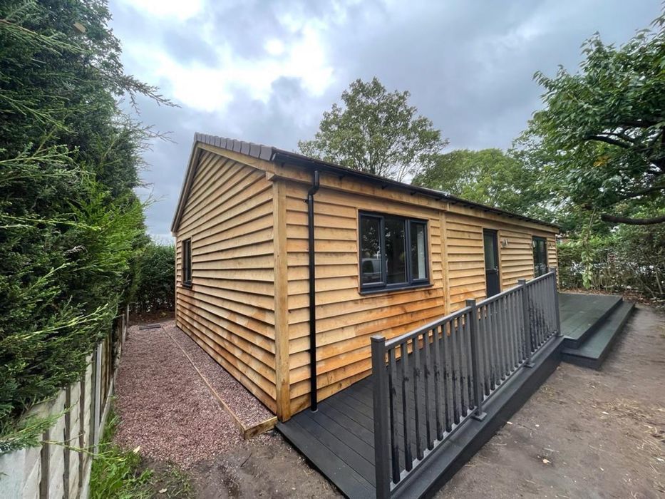 Fundație cabană(lemn,Aframe,modulară,sip,container)piloni metalici