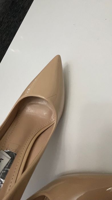 Елеганти обувки, телесен цвят. Aquarium