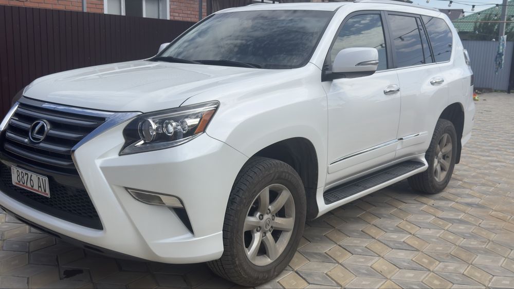 Лексус  в отличном состоянии