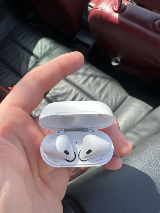 Vând Airpods gen 2