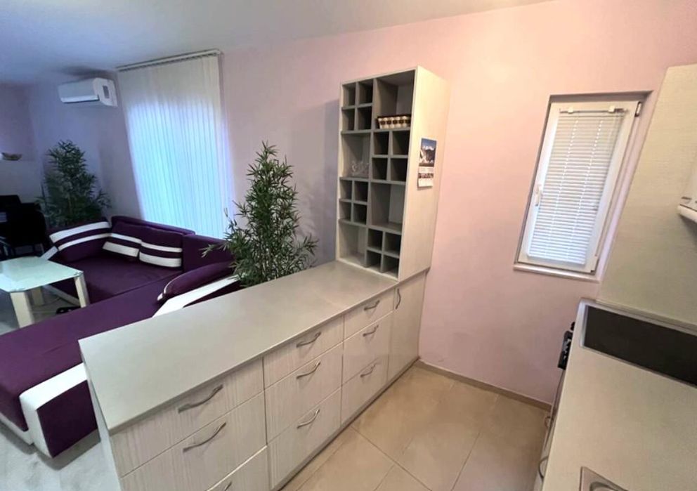 Продава се Тристаен апартамент в Бургас, Сарафово - 76 кв.м за 1843 €/кв.м - Снимка #1
