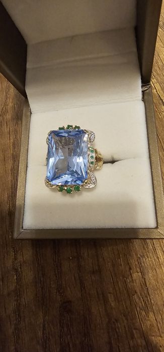 Пръстен с аквамарин