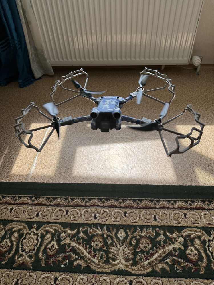 Продаю дрон DJI mini 3 Pro