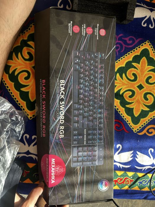 Продам клавиатуру dexp sword rgb механическая