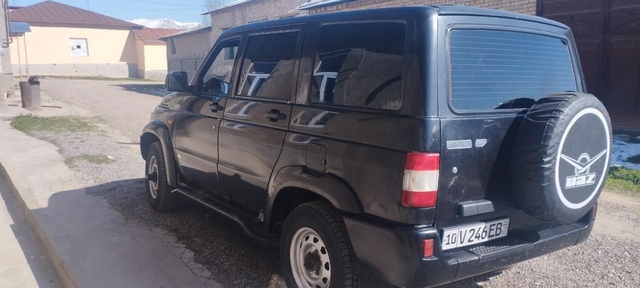 Uaz Patriot yili 2004