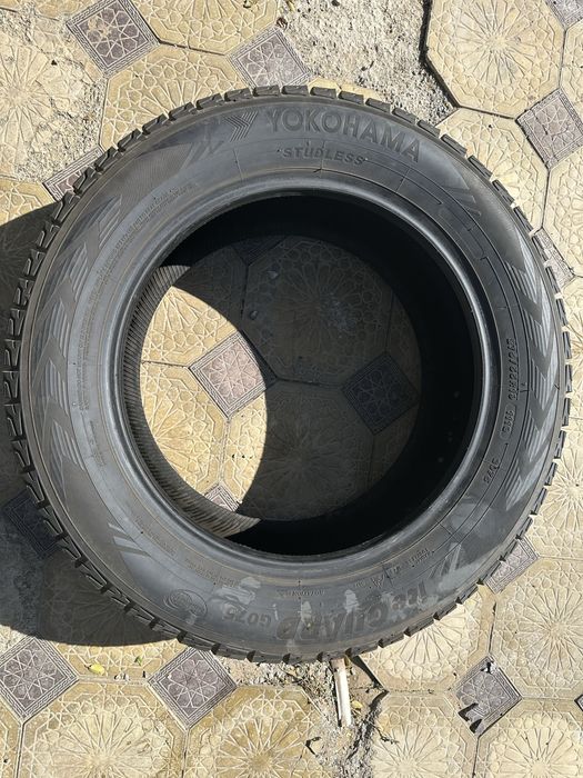 Зимние шины Yokohama R19 в отличном состояний