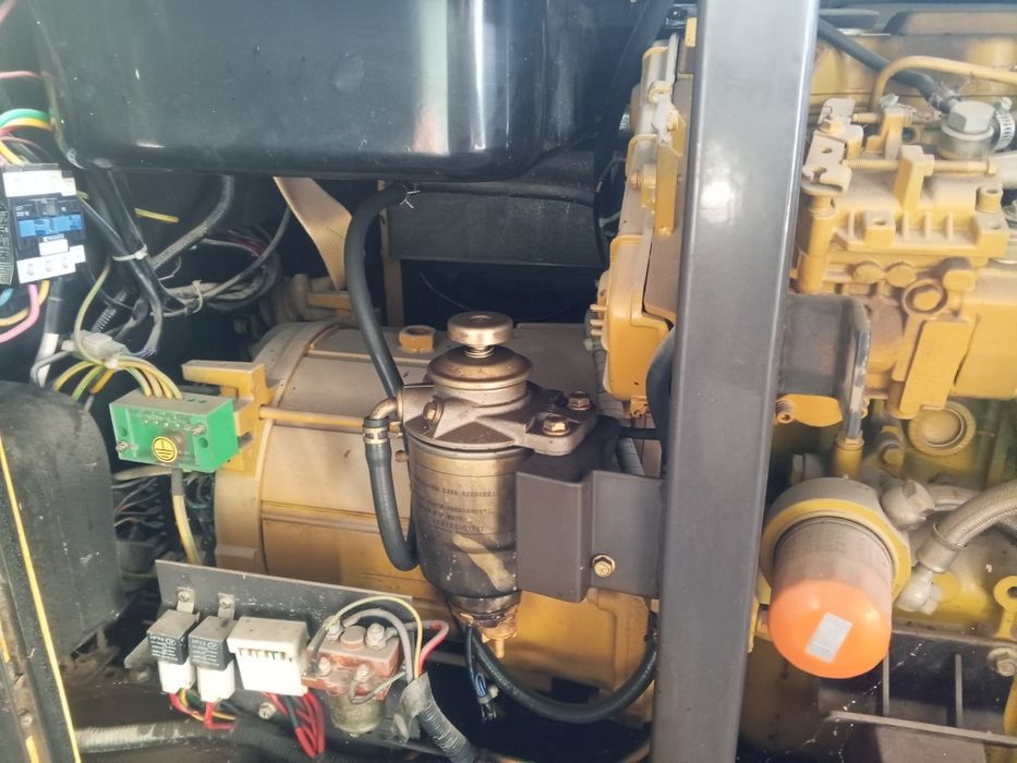 Гениратор  сотилади дизиллик