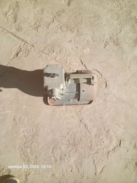 Площадочный электро-вибратор.