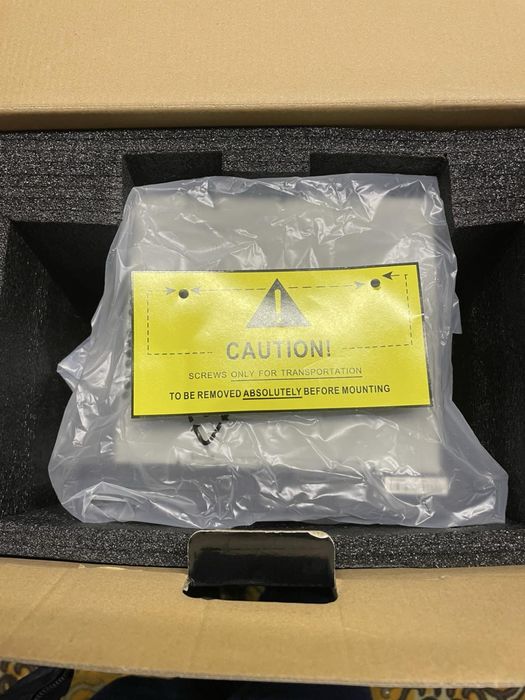 Продавам оригинална медия за Голф 6.