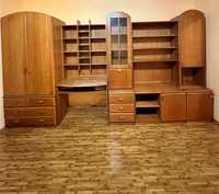 Biblioteca din lemn masiv pentru sufragerie/living