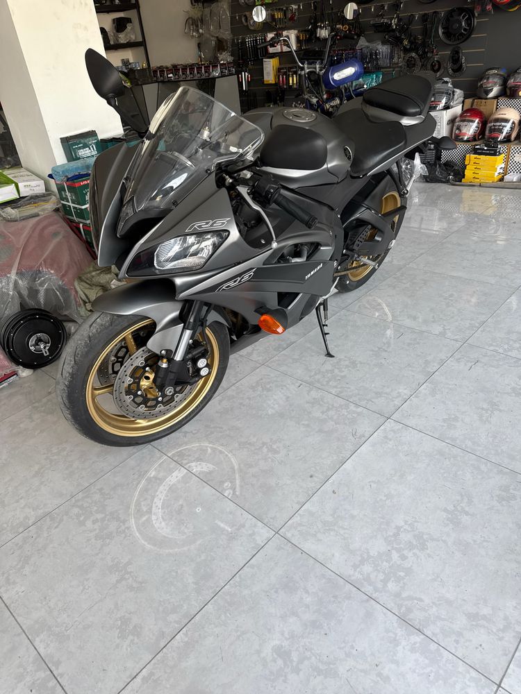 Moto yamaha  r 6.