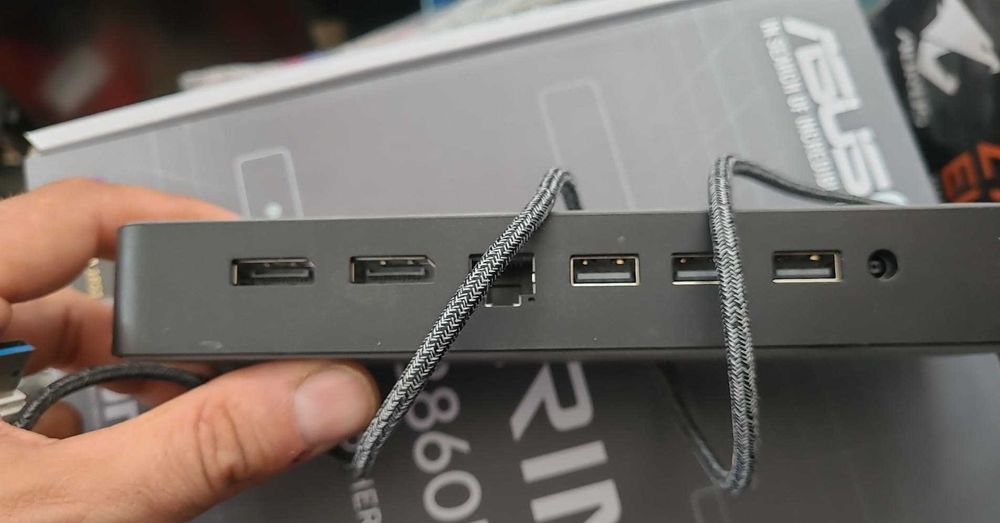 Docking Station HP 925698 USB-C – Ca nou, fără încărcător