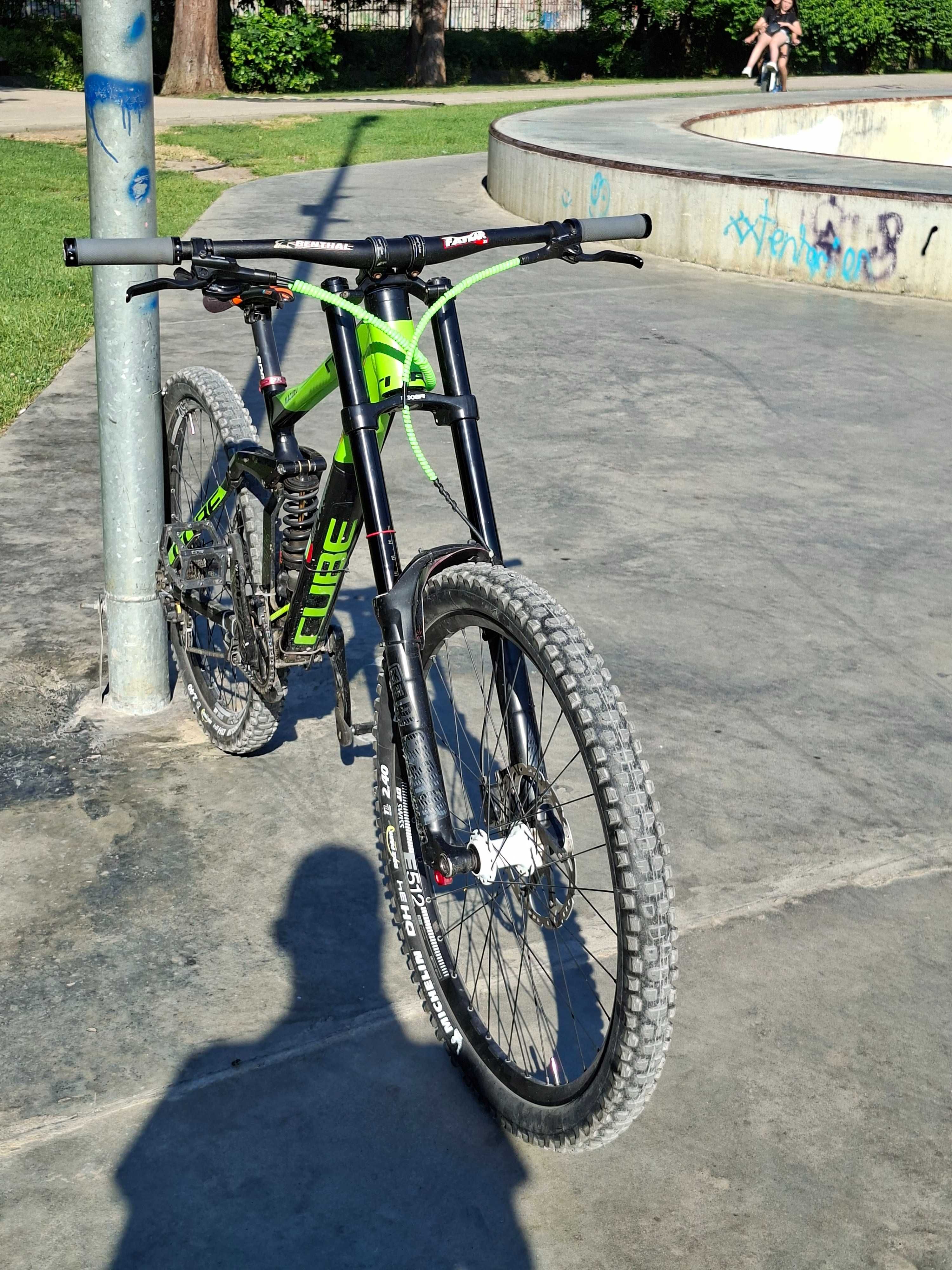 Продавам велосипед cube two 15. 27.5 L