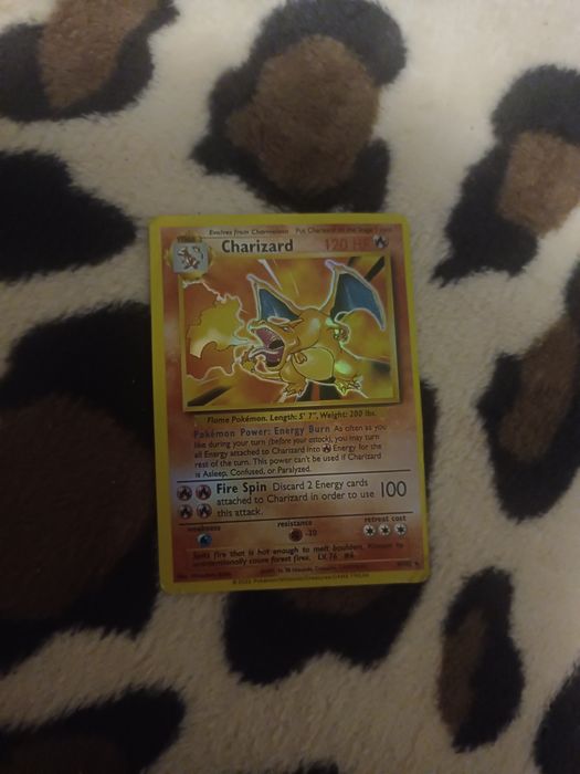 Carte pokemon Charizard