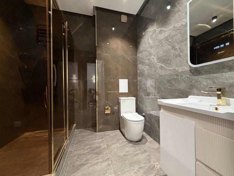 Новостройка Яккасарай сити мол 2/5/10 евроремонт 73 кв. м