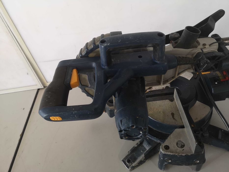 Циркуляр пендула - MacAllister 1400W / 210mm