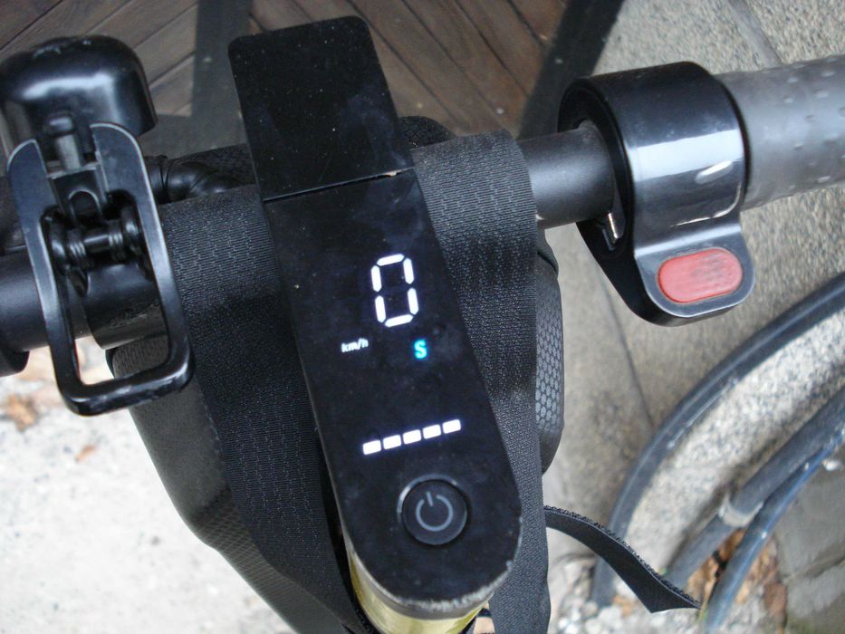 Електрическа тротинетка Xiaomi Mi Pro 2