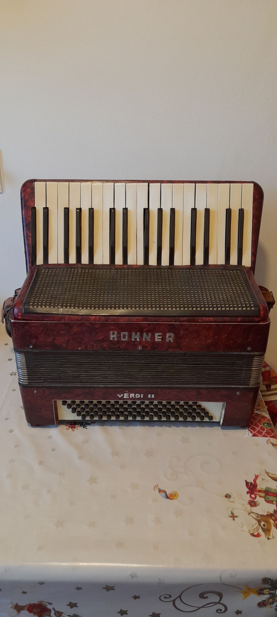 Acordeon  Hohner 80 bași