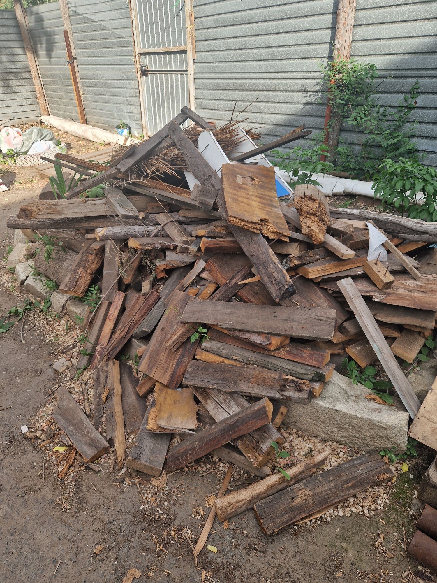 Дрова бесплатно Самовывоз