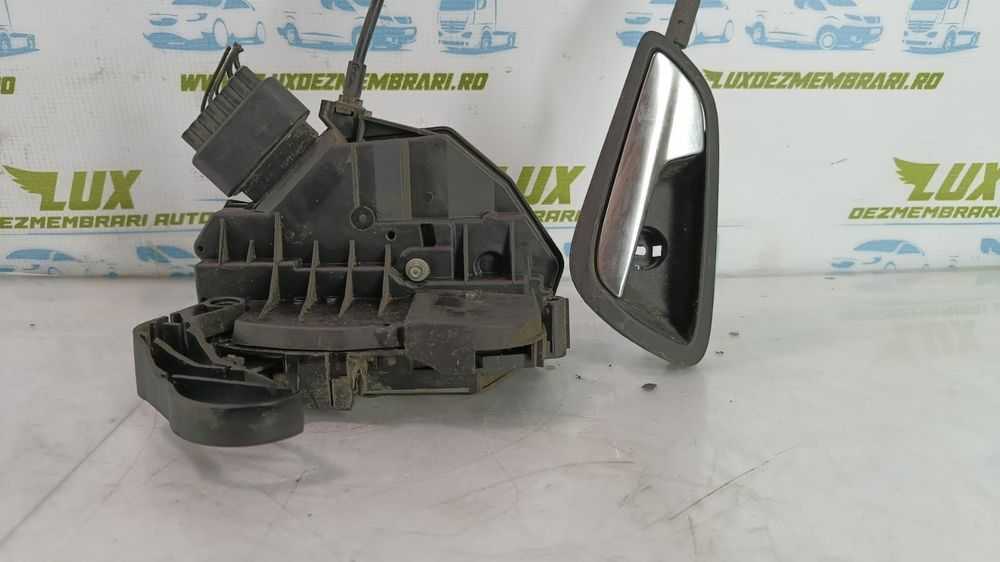 Broasca usa stanga fata cu maner interior Bm5a-a21813-ac Ford Focus 3
