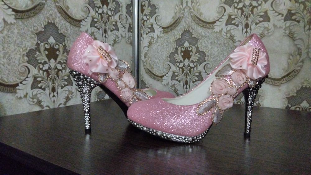 Женская обувь туфли