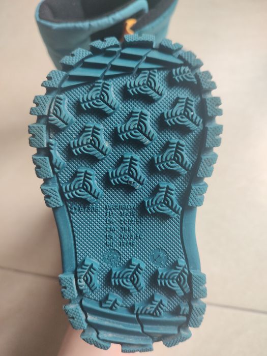 Зимни боти за бебе от Decathlon