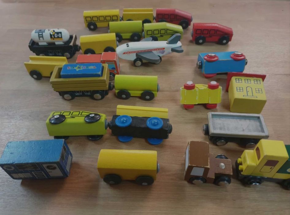 Trenulet lemn cu multe accesorii- DIORAMA