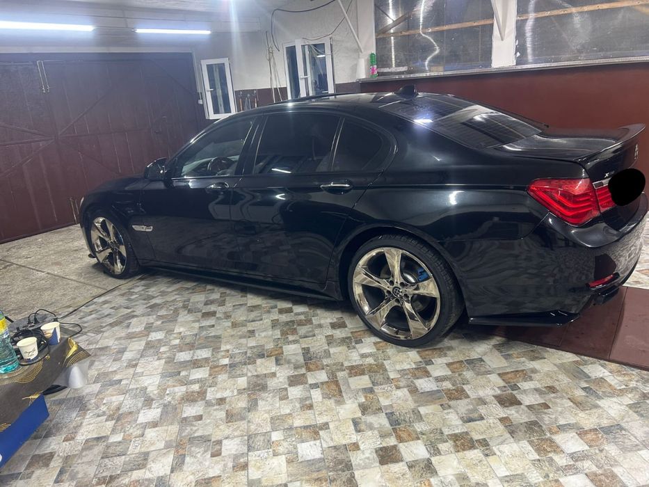 Bmw f01 740xd 4butoane schimb cu atv peste 400cm +diferehta