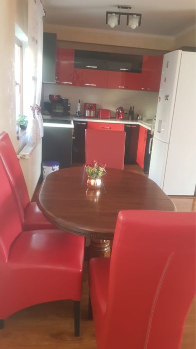 Casă de vânzare in Vlădesti