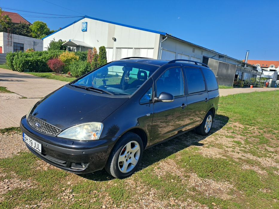 Vând ford galaxy 1.9