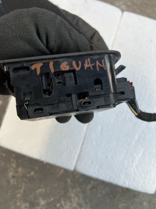 Buton frana mana si autohold pt vw tiguan