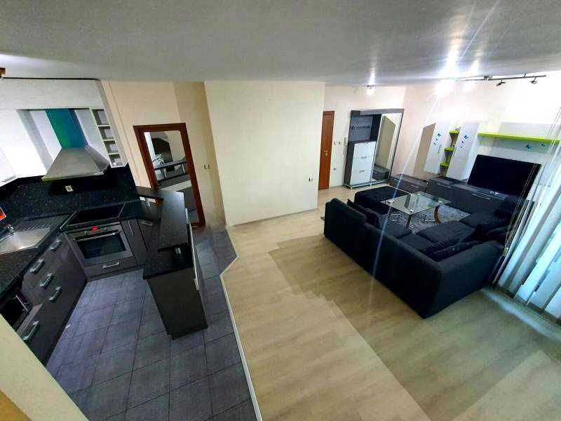 Артистичен мезонет в к-с Братя Миладинови