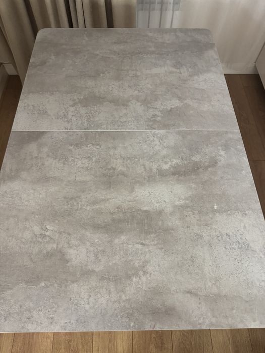 Стол кухонный