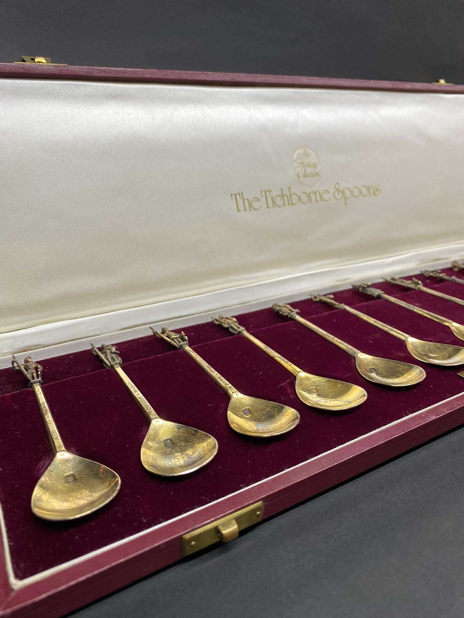 Сребърни лъжици с позлата The Tichborne Spooms от 20-ти век