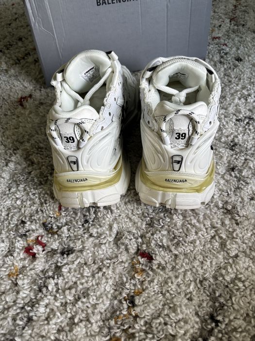 Balenciaga Runner Grafiti size 39