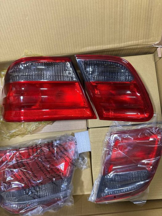 W210 orqa stop faralar sotiladi