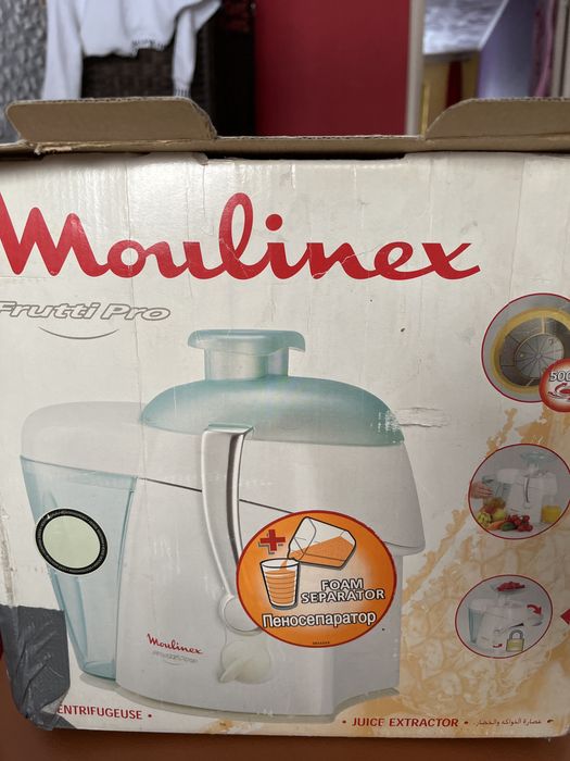Соковыжималка Мулинекс.