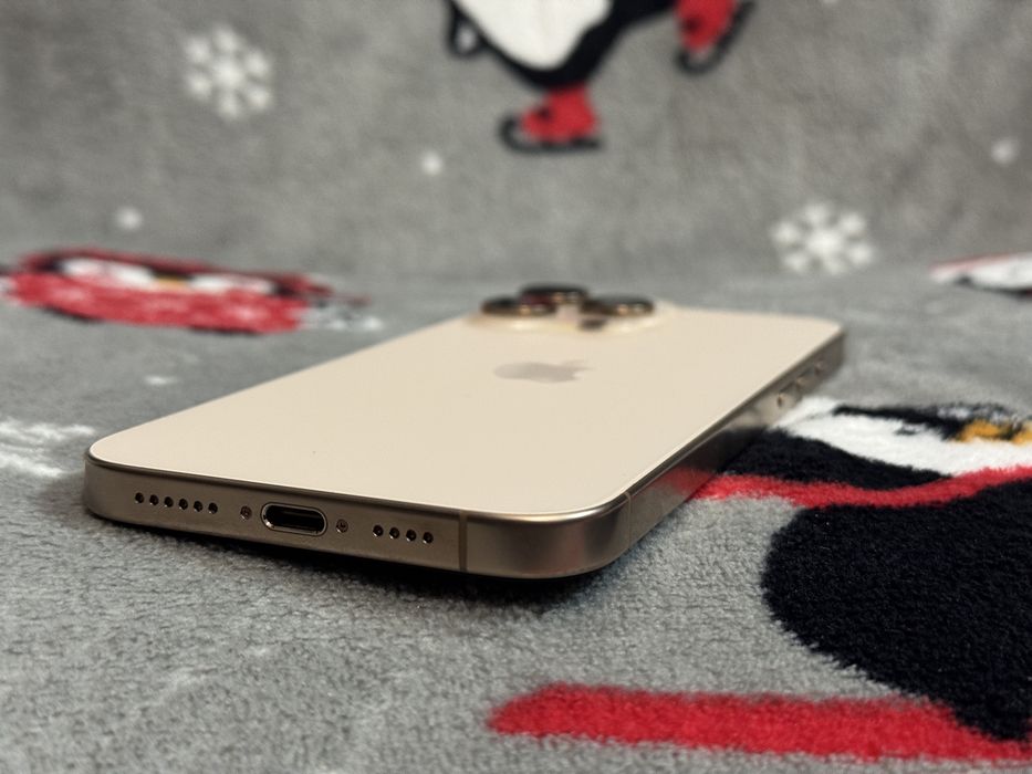 iPhone 16 Pro Max, Desert Titanium, 256Gb. Impecabil.