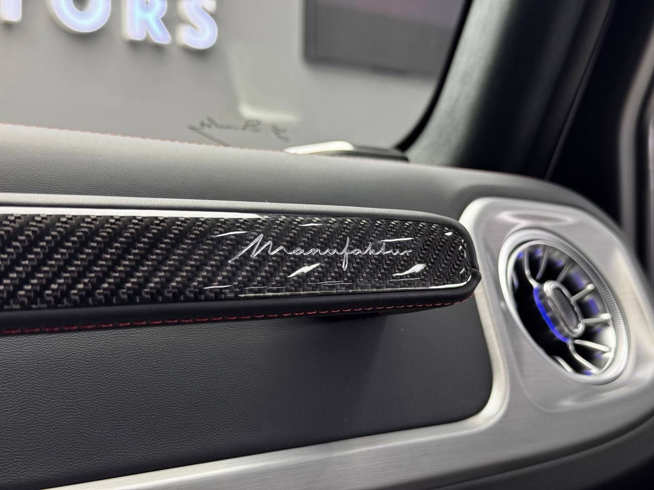 Продается новый Mercedes Benz G63 AMG Manufaktur