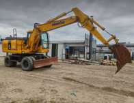 Excavator pe Roti Komatsu PW140-7